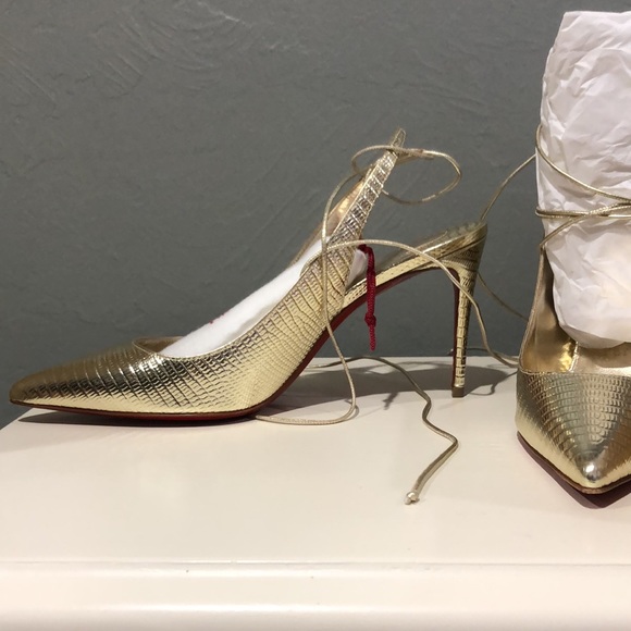 Christian Louboutin - Picture 5 of 6